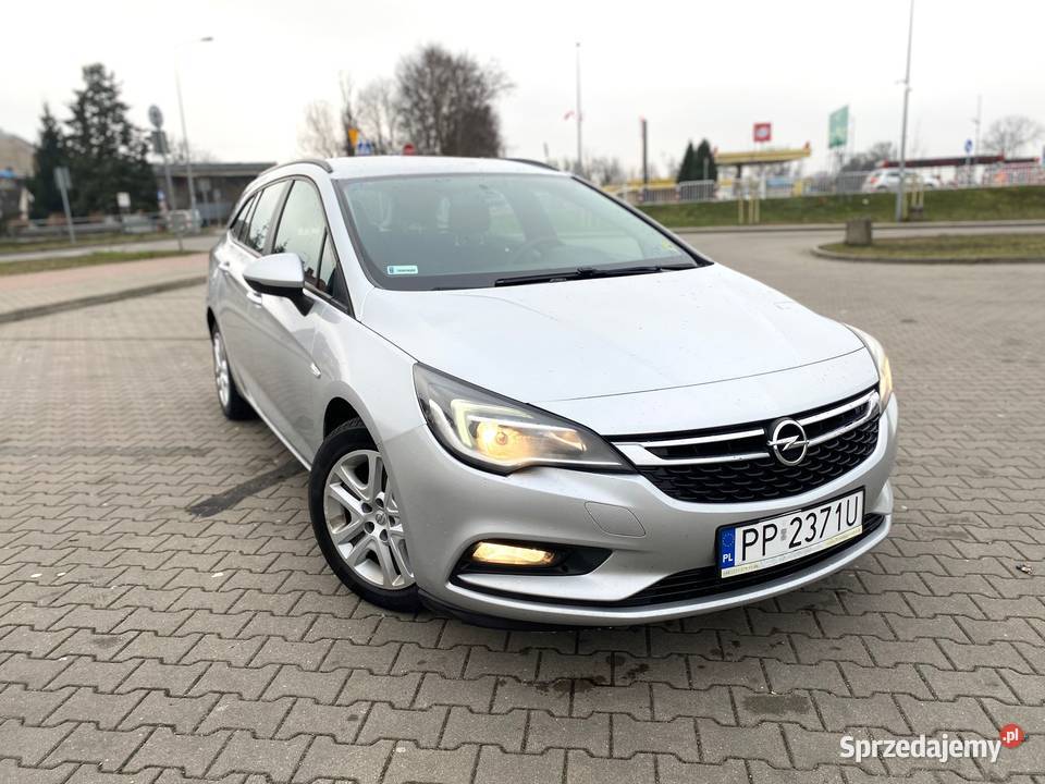 Opel Astra 16 Sport Tourer Kaczory