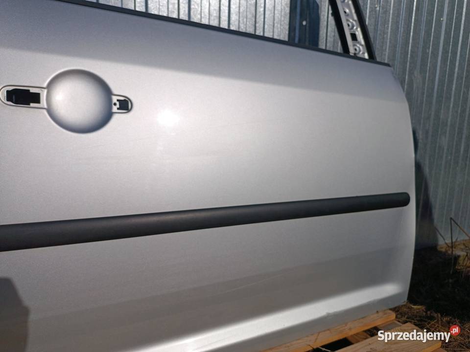DRZWI PRAWY PRZÓD LA7W VW CADDY 2K Drzwi