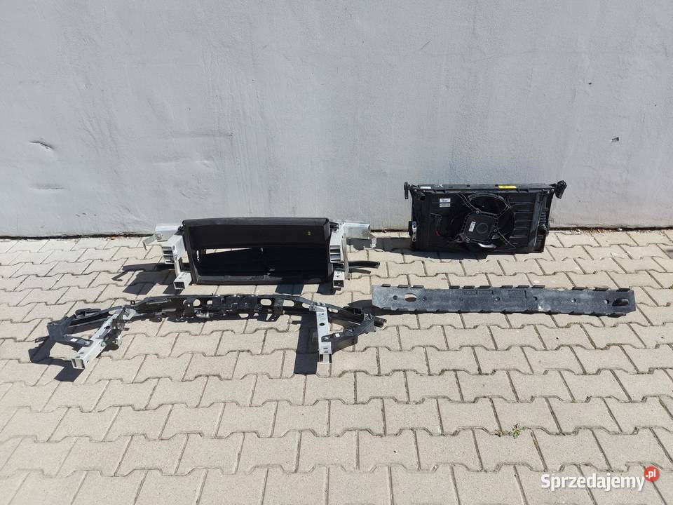 BMW i3 i01 REX Pas przedni chłodnica wzmocnienie sprzedam