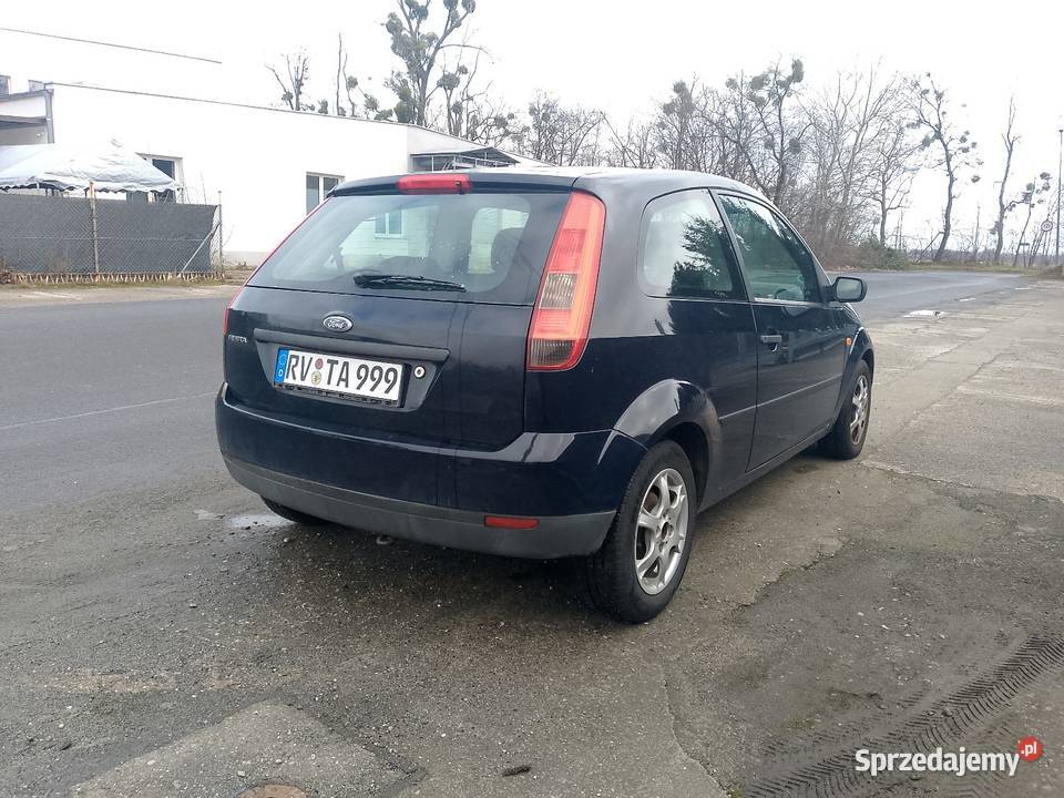 Ford fiesta mk5 13 benzyna 60KM Fiesta Brzeg sprzedam