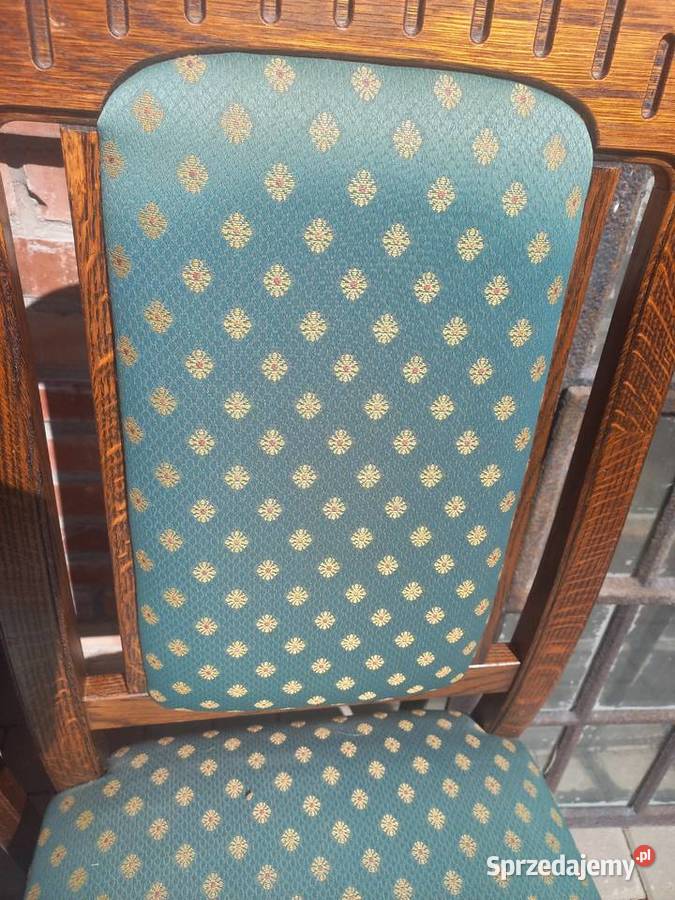 Krzesła dębowe drewniane zmateriałową tapicerką zachodniopomorskie Gawroniec