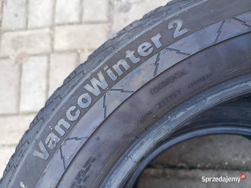 Opony zimowe Continental VancoWinter 2 22555 R17 Złotoryja sprzedam
