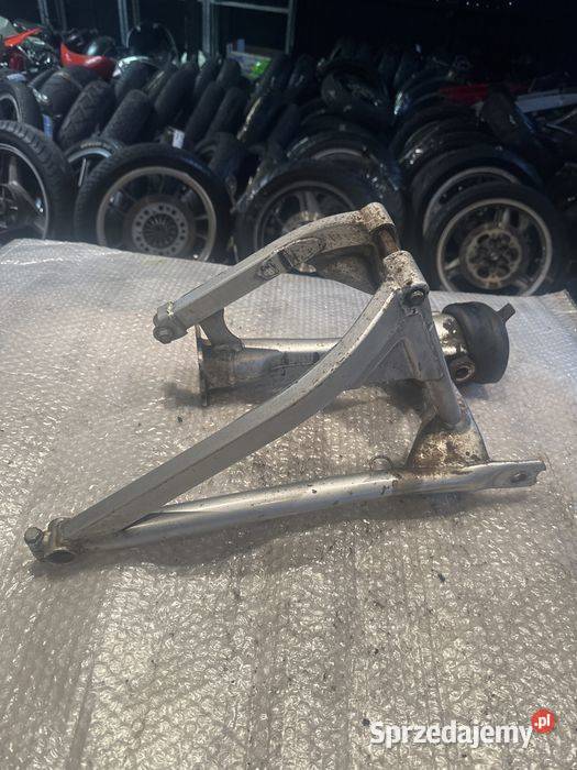 Yamaha XZ550 Wahacz Tył V473 Poznań