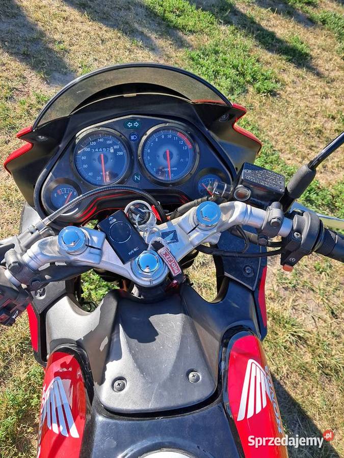 Honda cbr 125 z 2010 roku przebieg34500 na Lipsko-Polesie sprzedam