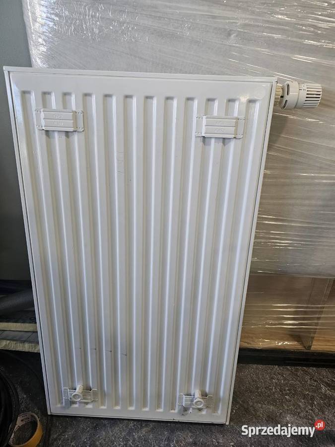 Grzejniki 52x11x91 i 40x6x60 z termostatem