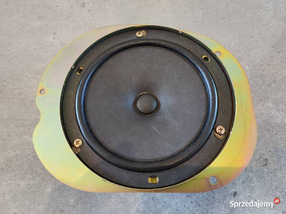 Subaru Impreza GT gc8 głośnik tylny półka Prawy Kraśnik sprzedam