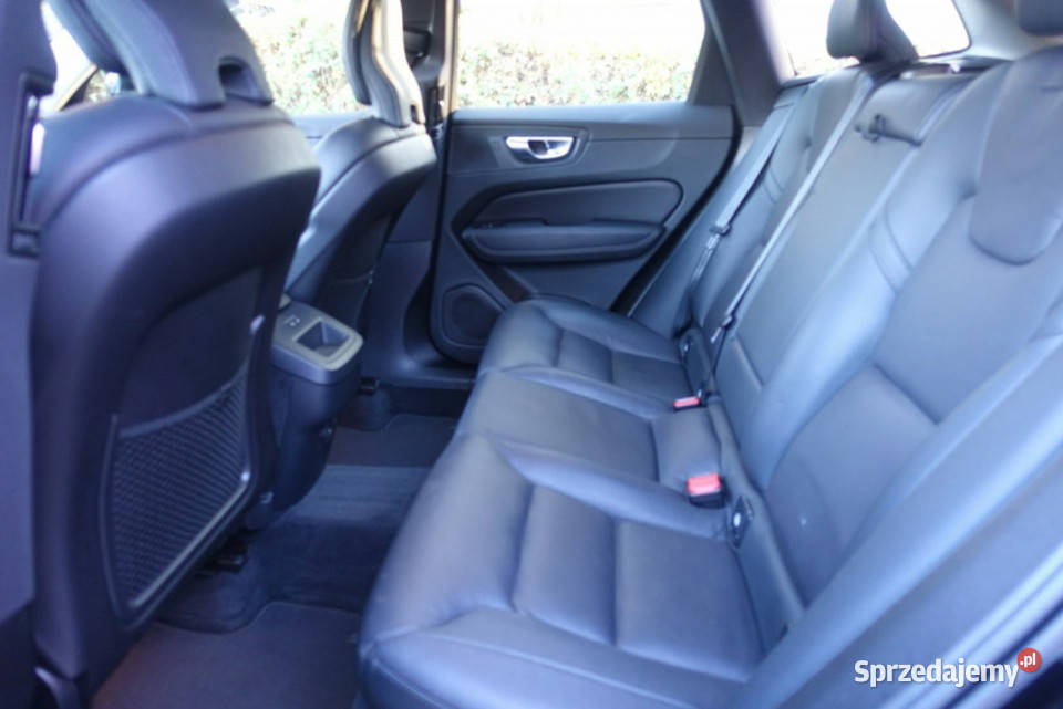 Volvo XC 60 R E Z E R W A C J A II 2017 światła do jazdy dziennej Warszawa