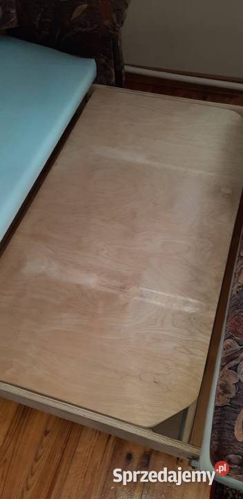 Sofa z funkcją spania i pojemnikiem na pościel Sofy i kanapy Chojnice