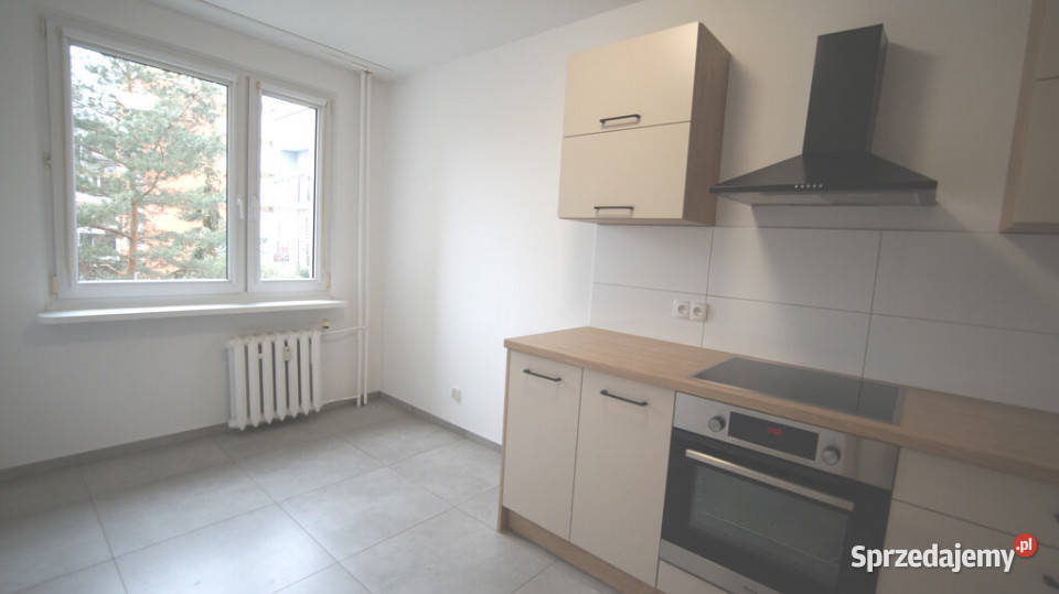 Sprzedaż mieszk 35 m2 z balkonem 2 piętro ZWM sprzedam