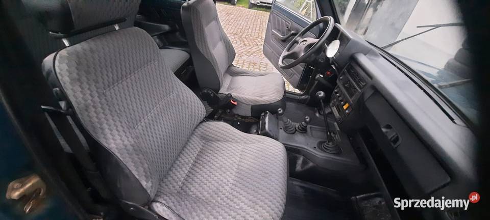 Lada Niva 07r Zielona 17ben Hak 4x4 Świdnica