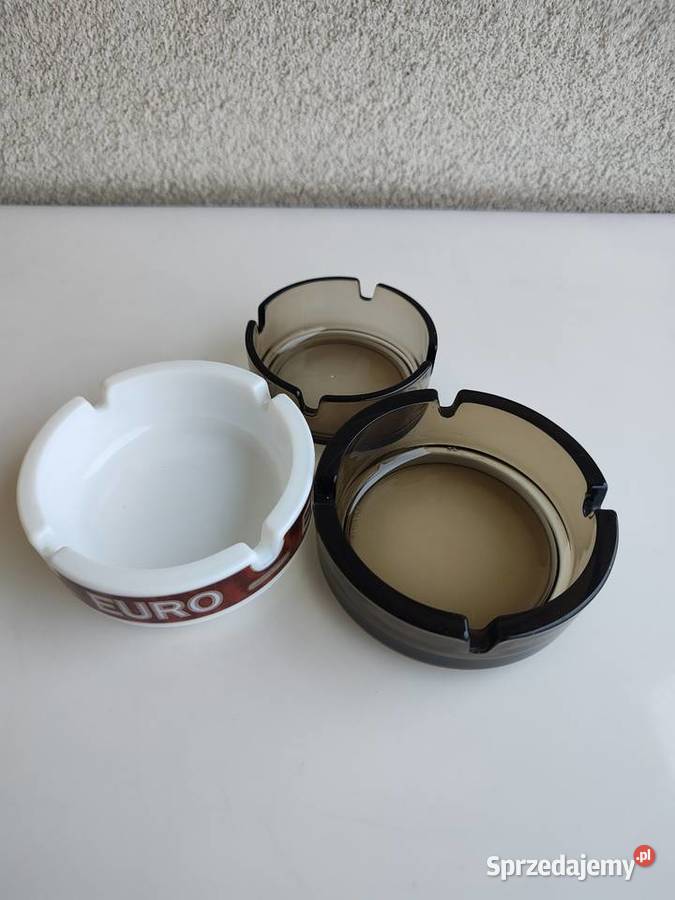 Popielniczka porcelanowa szklana France 105 x 35 warmińsko-mazurskie Olecko