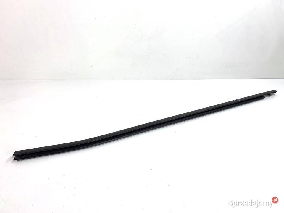 LISTWA ZGARNIAJĄCA PRZÓD LEWY HYUNDAI TUCSON osobowe Listwy