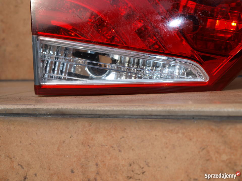 Hyundai i40 lampa tylna lewa Kombi (europa) 2011 2015r