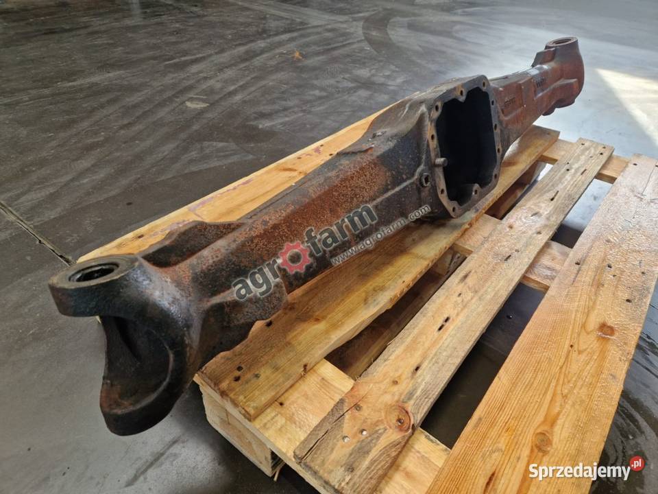 Obudowa przedniego mostu Renault Ceres 95 85 75