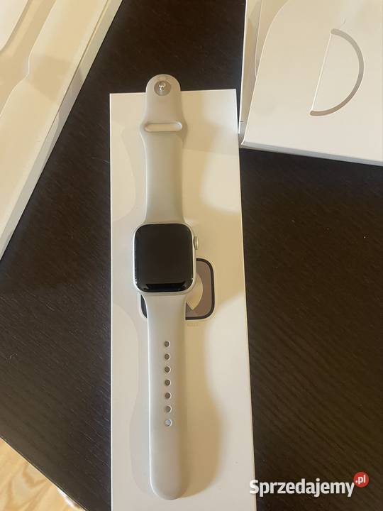 Apple Watch 9 GPS Cellular 41 mm księżycowa Marki sprzedam