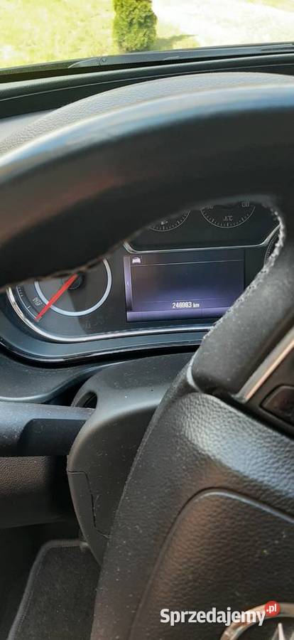 Sprzedam Opel Insignia światła przeciwmgielne