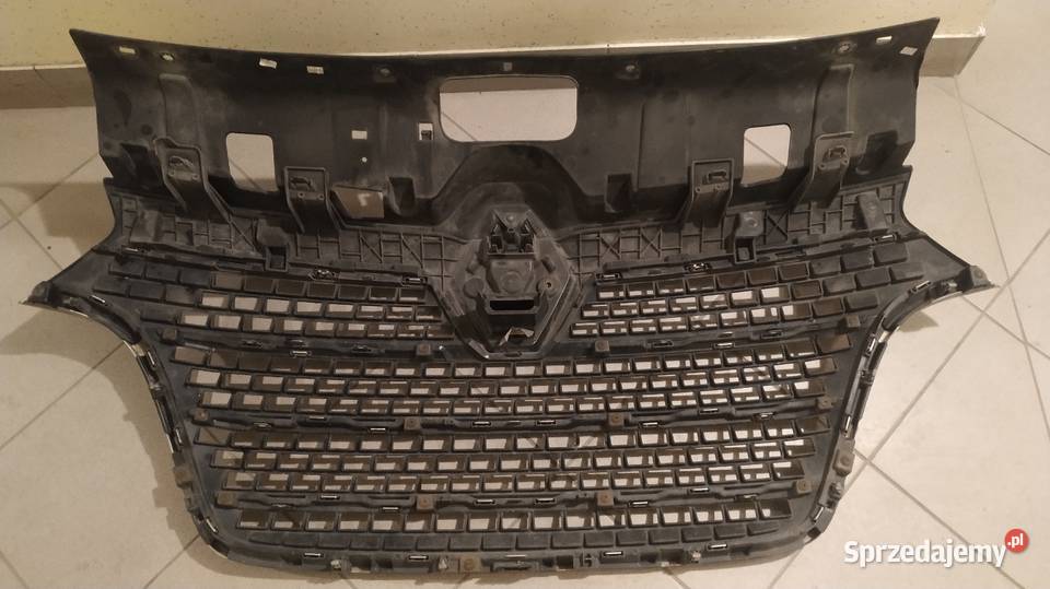 Grill atrapa chłodnicy Renault master IV osobowe Olsztyn