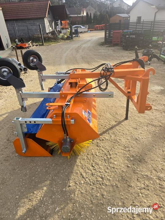 Zamiatarka hydrauliczna do ulic chodników