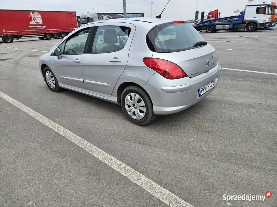 Peugeot 308 2010r 16 hdi 5 drzwi 162 przebieg 90KM wielkopolskie