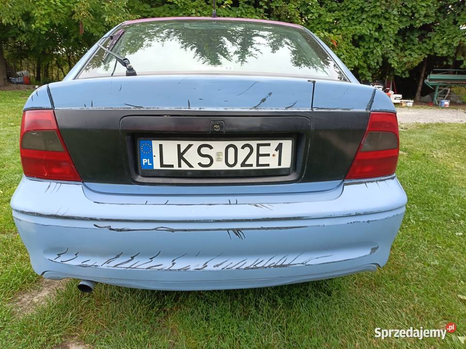 Opel Vectra 16 dwa komplety opon alufelgi lubelskie