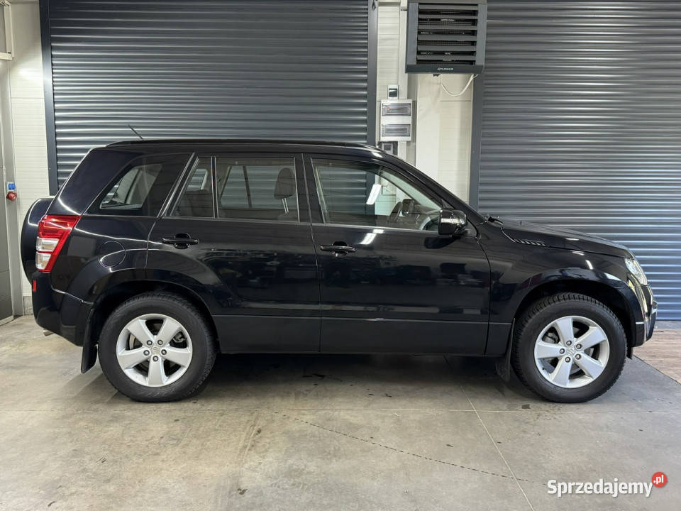 Suzuki Grand Vitara 29tyśkm stan fabryczny 1wł Chechło