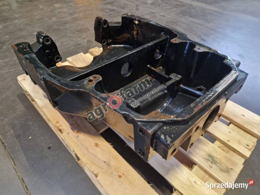 Wspornik przedniego mostu Case MXU100 TS100A Byków sprzedam