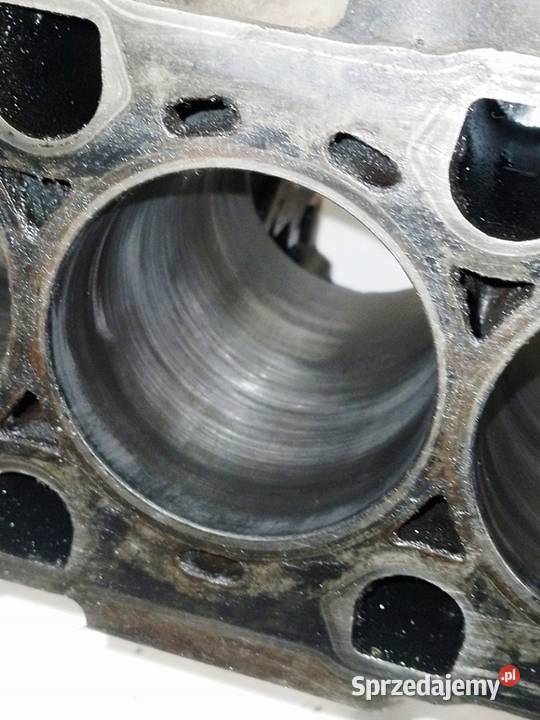 BLOK SILNIKA GOŁY HRC2724 25 TD DISCOVERY II osobowe Sosnowiec