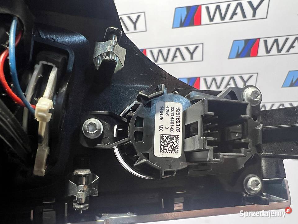 BMW X3 F25 KRATKA ŚRODKOWA NAWIEWU DEKOR DESKI