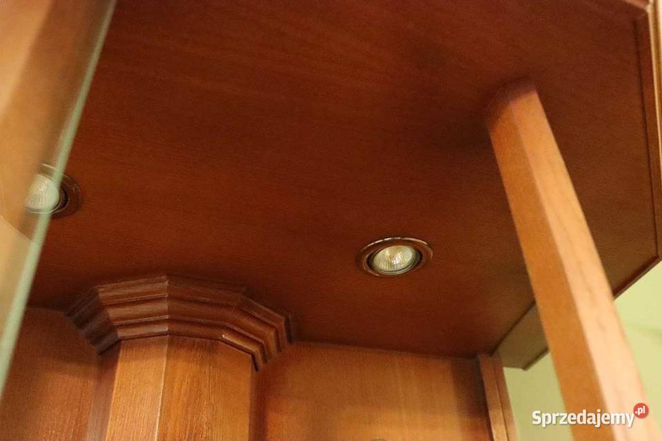 Ekskluzywna witryna na wino drewno szkło śląskie