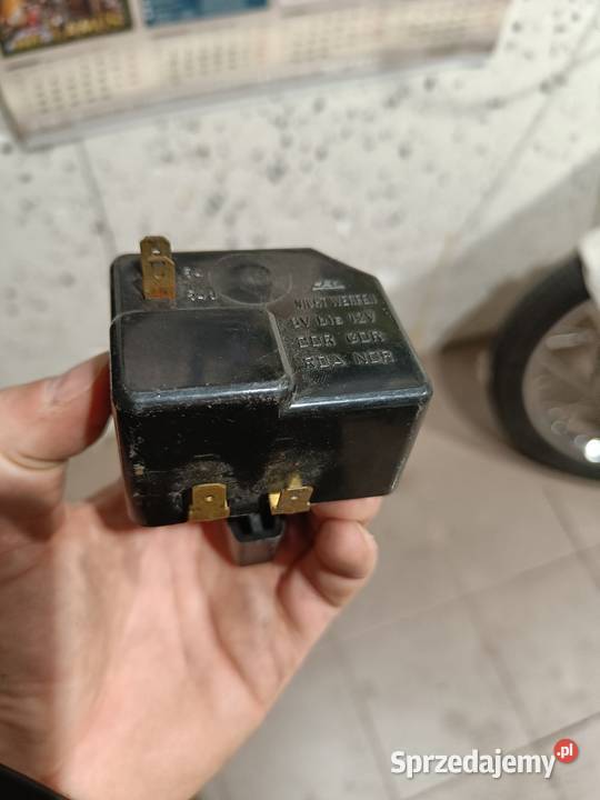 Wartburg 353 kołpaki 2 i włącznik wycieraczek osobowe Zalasewo