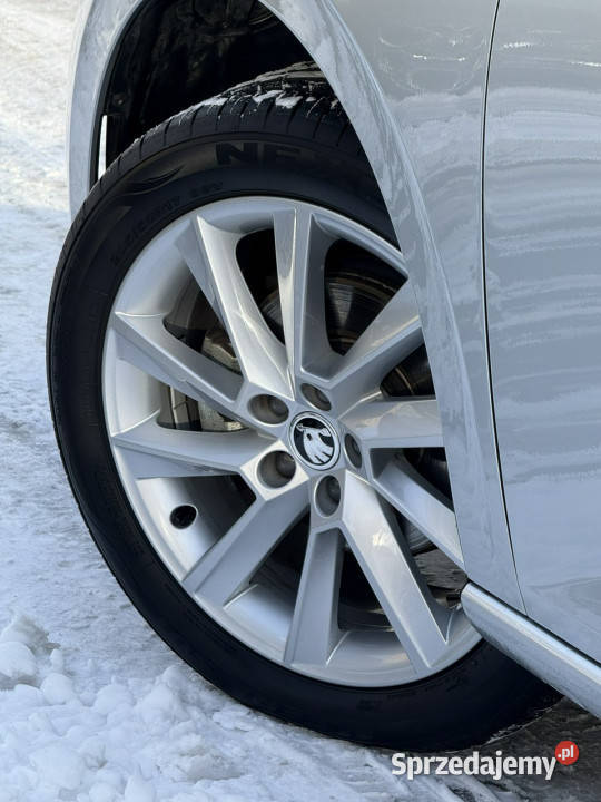 koda Scala 10 TSI Style hak holowniczy fabryczny aluminiowe felgi Tychy