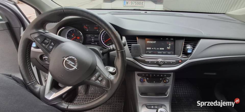 Opel Astra 14 2018 benzyna alufelgi z oponami benzyna Jasło