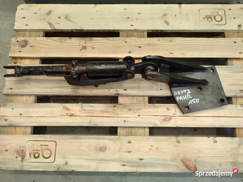 Wieszak pionowy podnośnika Deutz Fahr 150 Wilkowo