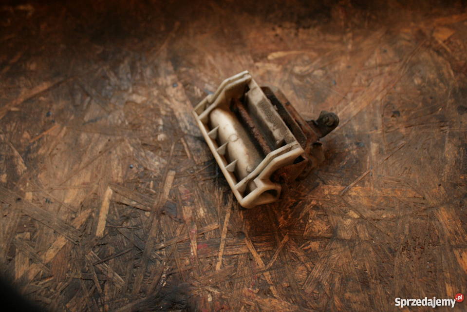 Mocowanie tablicy klamka oświetlenie Pajero II Konstantynów Łódzki