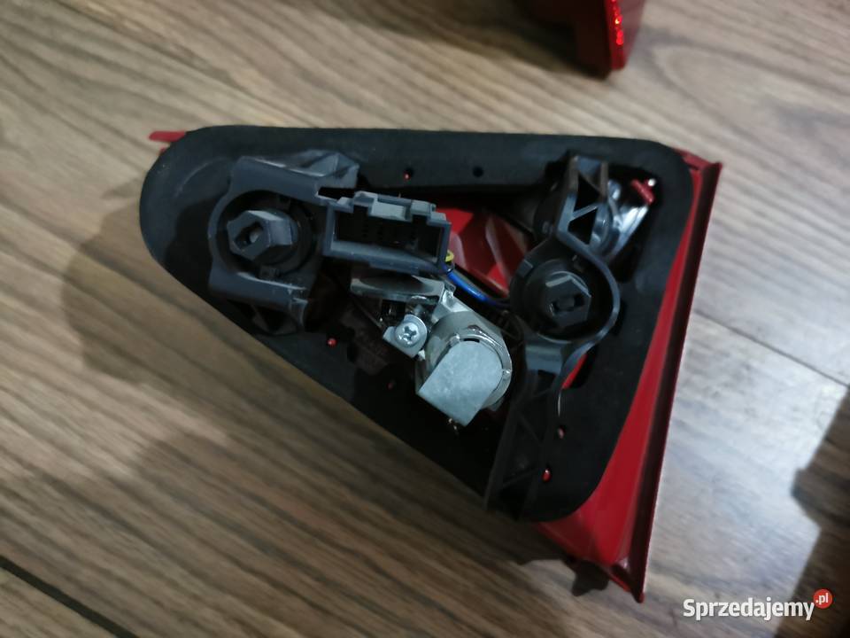 LAMPA Audi A5 USA LED 8T0945093B 094B 096E 095E Poznań