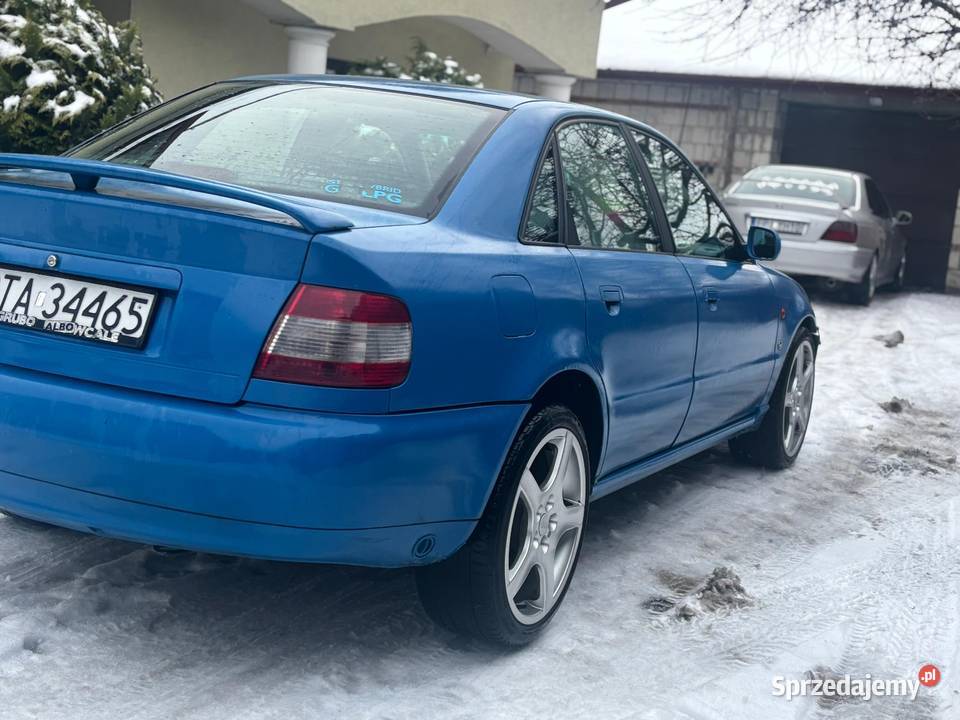 Audi A4 B5 18 bg ABS A4 Sokolniki