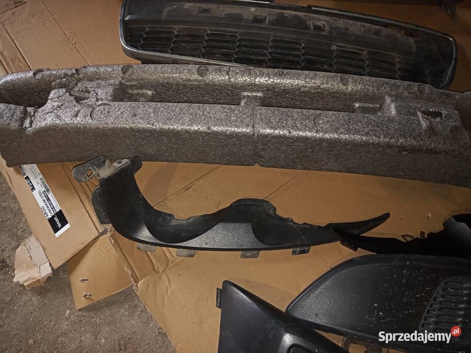Chevrolet Aveo T300 części zderzak przedni Korczyska sprzedam