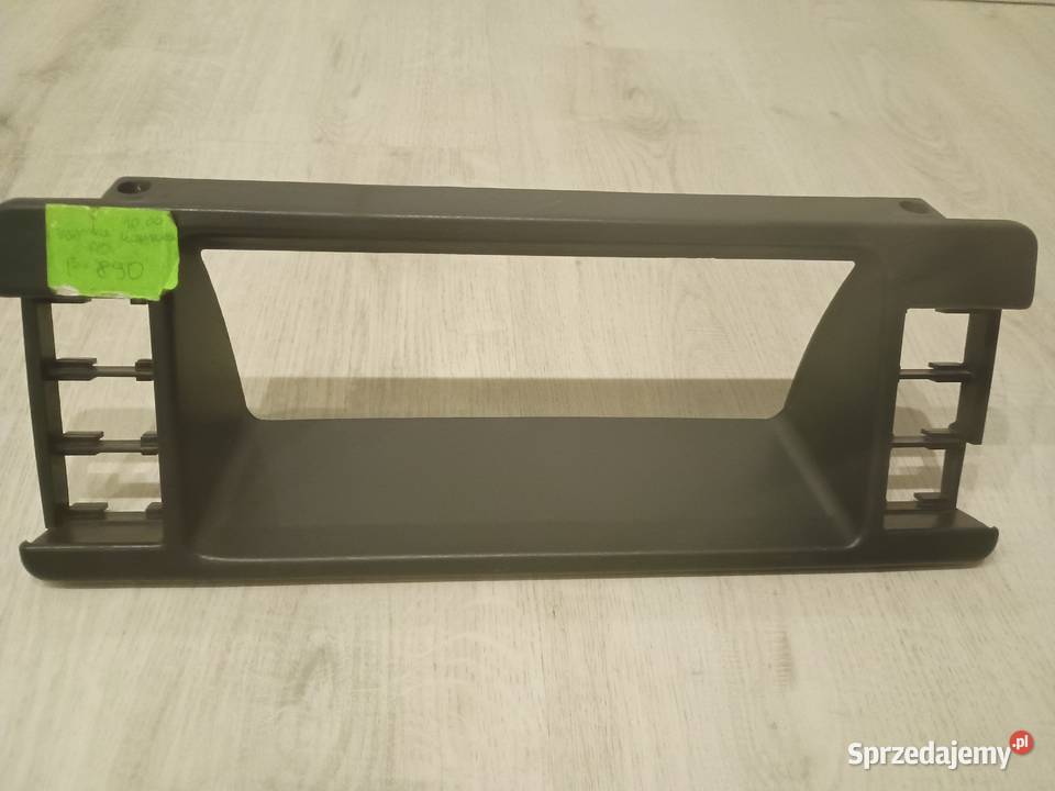 Ramka Licznika Fiat 126p licznik NOWY Fiat 126p osobowe Nysa