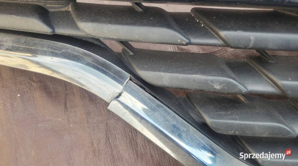 RENAULT CAPTUR I 1 LIFT 1719 ATRAPA GRILL osobowe Ruda Śląska