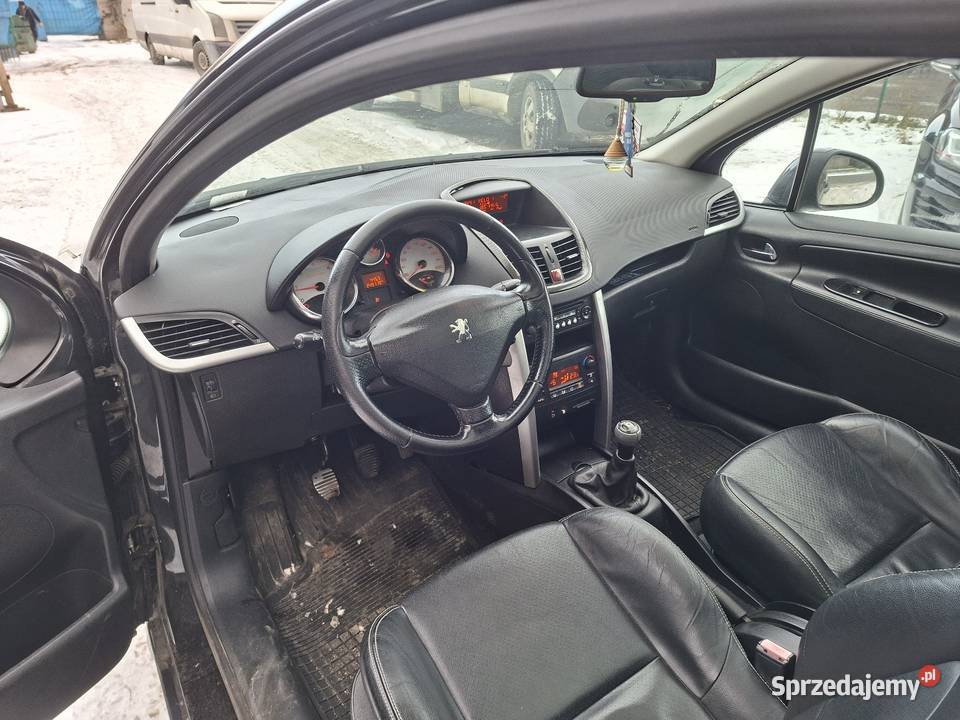 PEUGEOT 207 16hdi Panorama tempomat klima skóra diesel