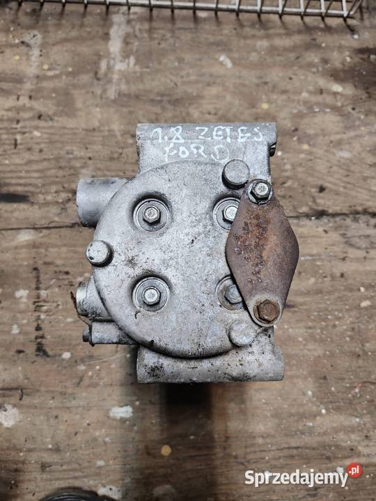 Kompresor klimatyzacji ford 1016001025 Motoryzacja Puławy