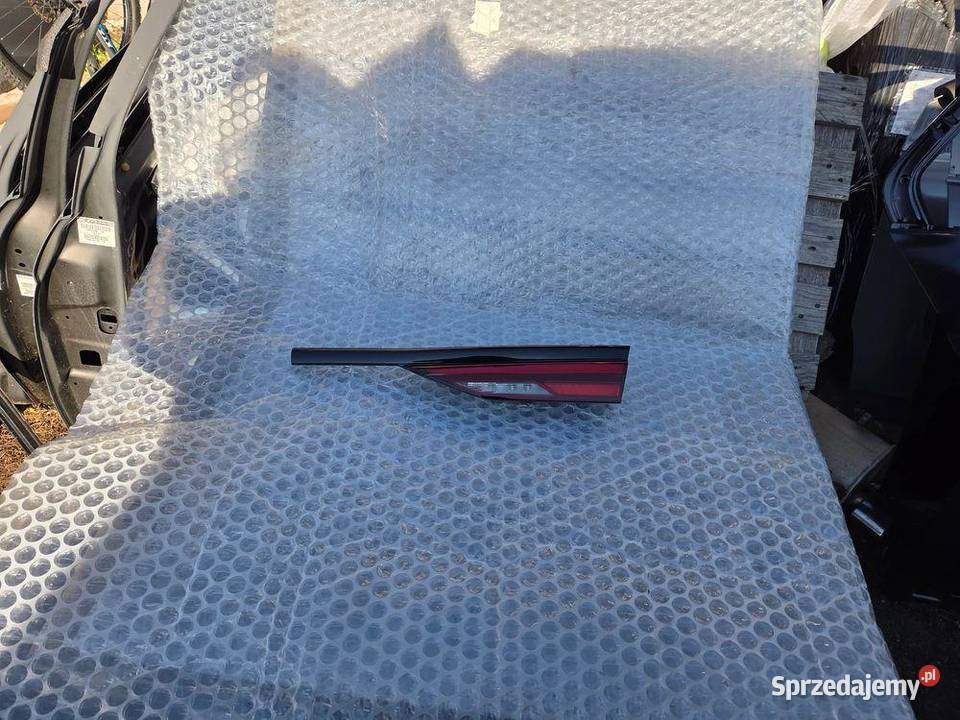 Lampa prawa prawy tył tylna w klapę BMW F44