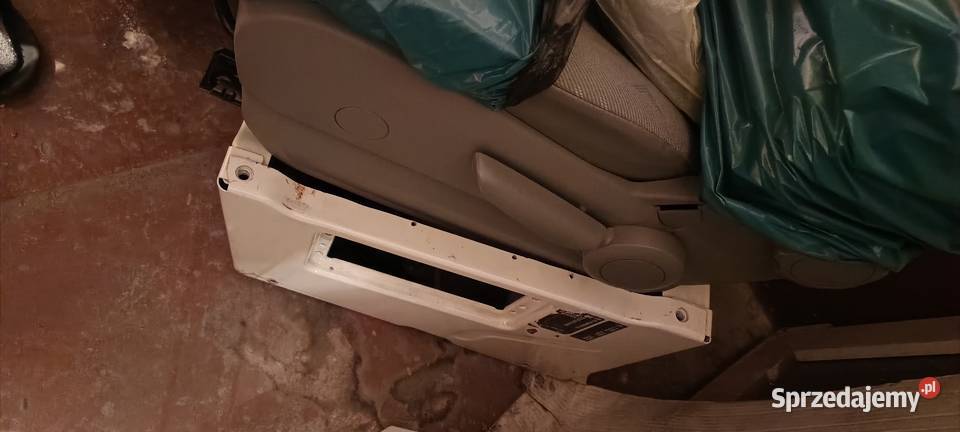 Fotel kierowcy Crafter Sprinter 906 Rok produkcji 2008 Fotele i kanapy Częstochowa