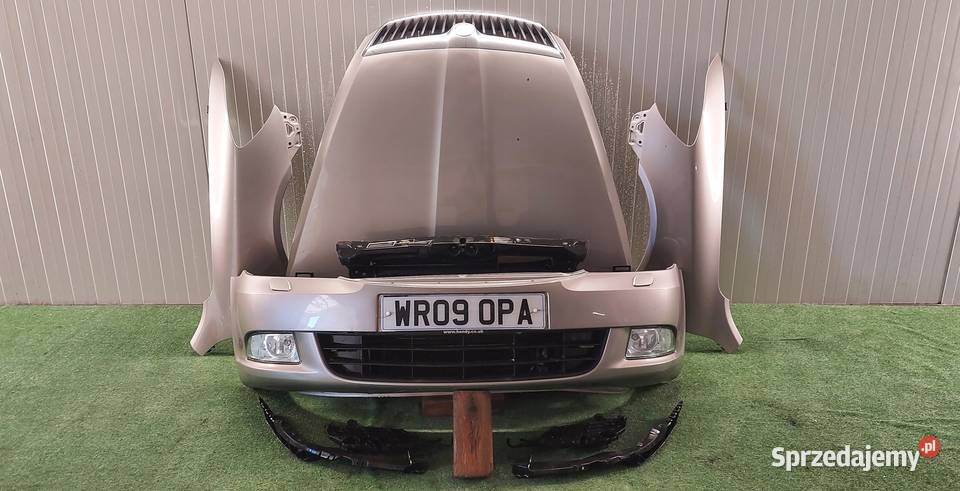 PAS PRZEDNI KOMPLETNY OCTAVIA II LIFT WSZYSTKIE sprzedam
