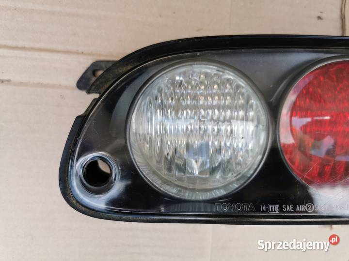 Lampa tył prawa toyota supra mk4 4 IV 9300 osobowe Oświetlenie wielkopolskie Międzychód