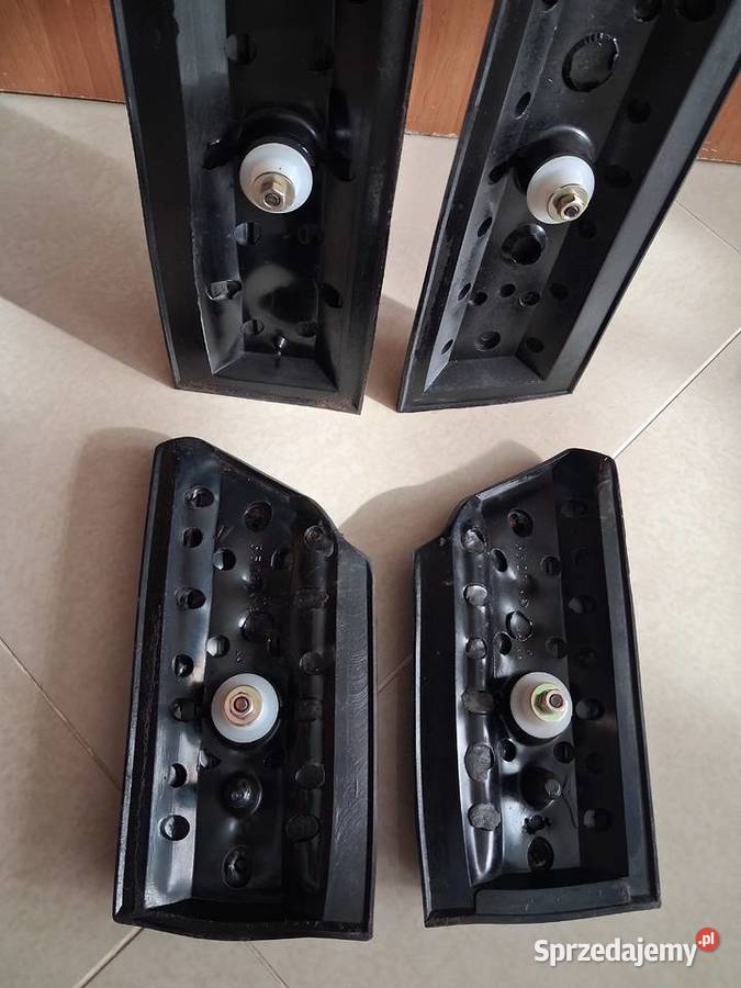 Orginalne listwy drzwi p4 personal fiat 126p sprzedam