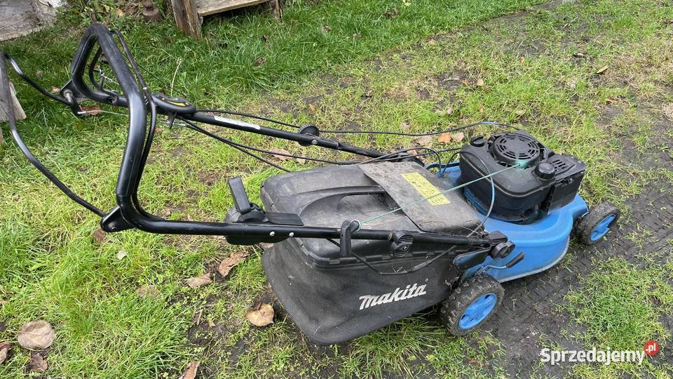 kosiarki spalinowe z koszem i napędem Domaradz