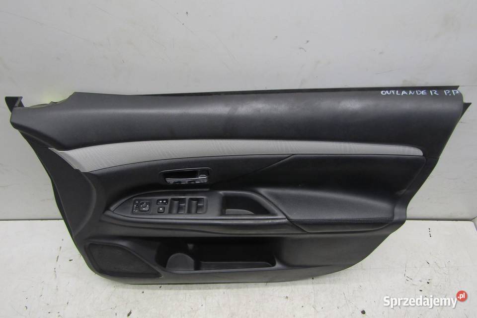 BOCZEK TAPICERKA DRZWI PRAWY PRZÓD PRZEDNI