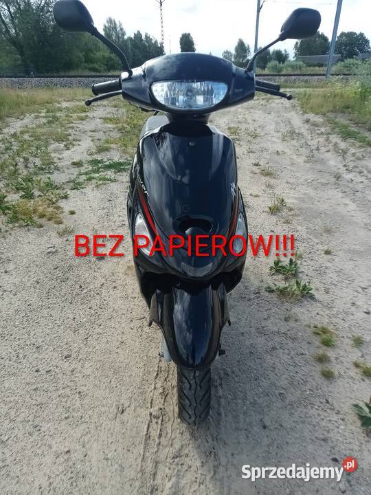 Sprzedam skuter 4t Motocykle, skutery, quady Paradyż
