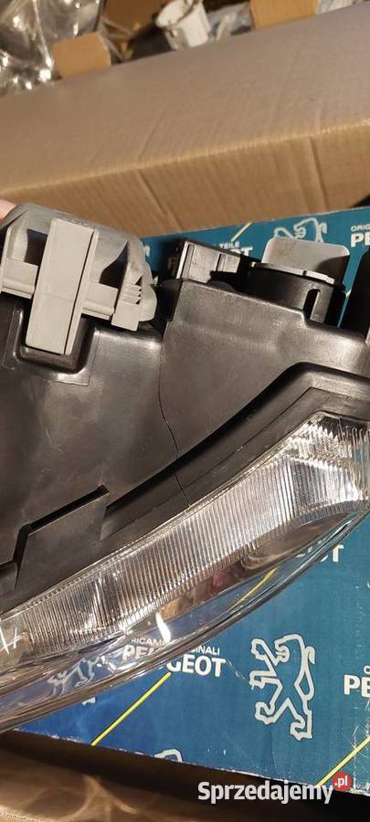 Lampa reflektor Peugeot 406 coupe lewy nowy Lampy przednie Kalety